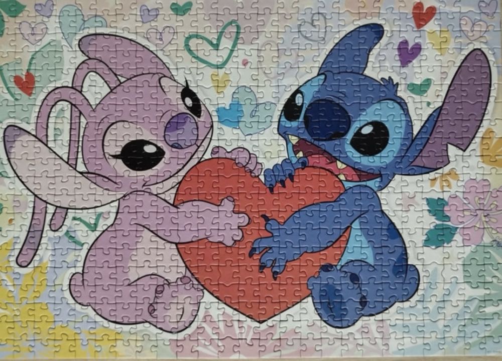 Stitch And Angel Love - From Stephanie - Educa puzzle collectible [Barcode 8412668199118] - Main Image 3