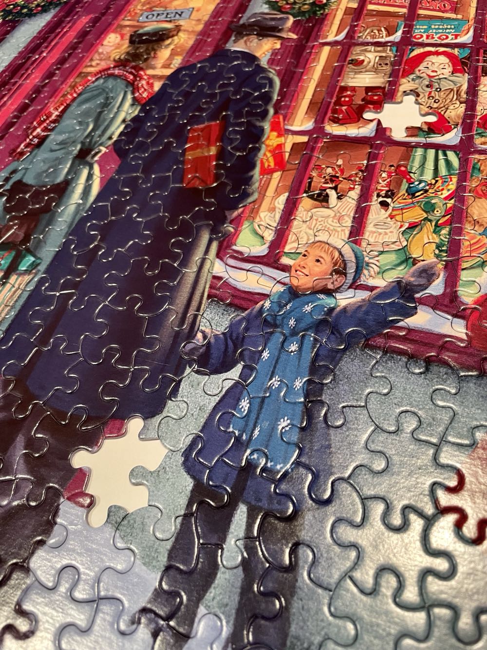 Christmas Toy Shop - White Mountain Puzzles puzzle collectible [Barcode 724819259458] - Main Image 2