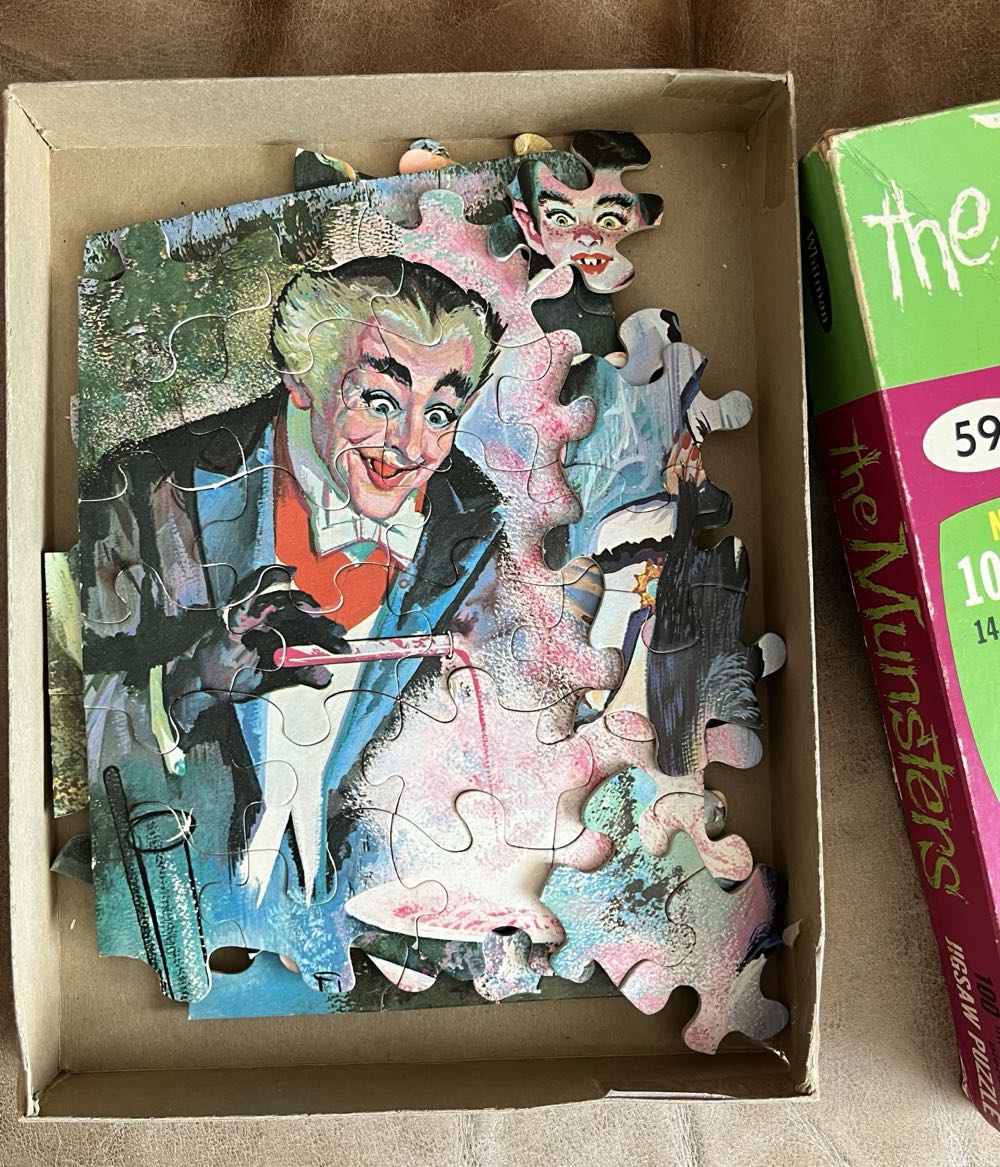 Munsters Jigsaw Puzzle - Whitman puzzle collectible - Main Image 4