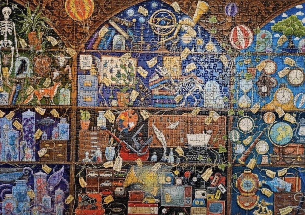 Cabinet Of Curiosities - Ravensburger puzzle collectible [Barcode 4005556175970] - Main Image 3