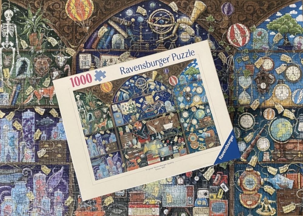 Cabinet Of Curiosities - Ravensburger puzzle collectible [Barcode 4005556175970] - Main Image 4