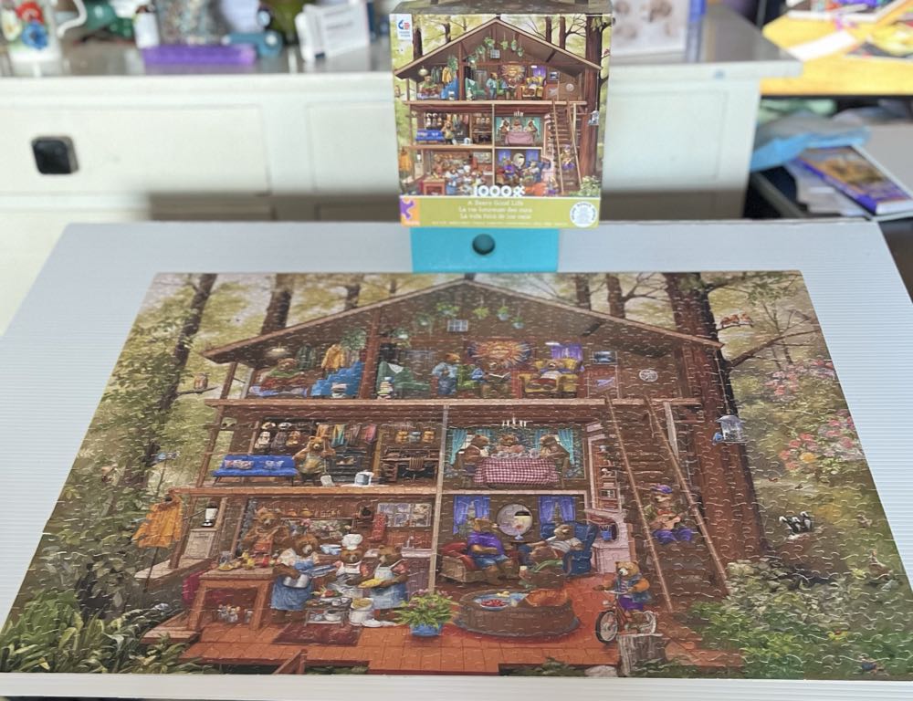 A Beary Good Life (UV)🧩 - Ceaco puzzle collectible [Barcode 021081333801] - Main Image 4