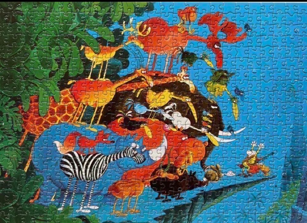 Hands Up It Wasn’t Me - Educa puzzle collectible [Barcode 8412668117815] - Main Image 3