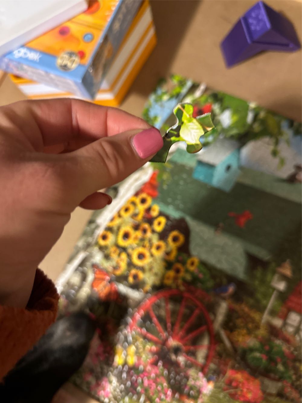 Silence Of The Valley - Springbok puzzle collectible [Barcode 091683016686] - Main Image 4