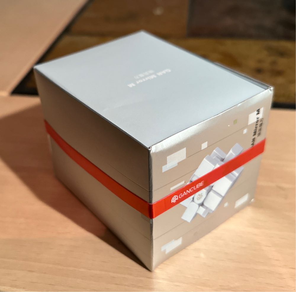 Gan Mirror M Uv Coated Cube Magnetic Bright Fuchsia Red  puzzle collectible [Barcode 6970697966559] - Main Image 2