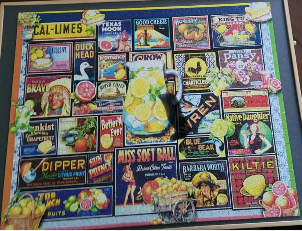 Citrus - White Mountain puzzle collectible [Barcode 724819267699] - Main Image 2