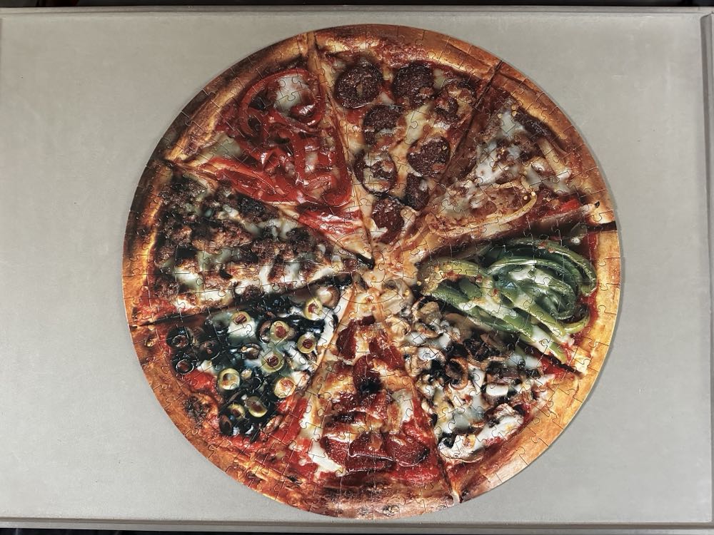 Pizza Pie - Bits & Pieces puzzle collectible [Barcode 704812498375] - Main Image 2