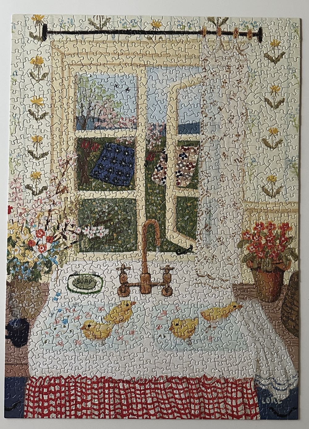 Forget-me-not Spring - New York Puzzle Company puzzle collectible [Barcode 840291701909] - Main Image 3