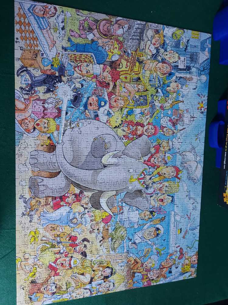 Wasgij Carry On Capers (What Happened Next) - Wasgij Mystery puzzle collectible - Main Image 2