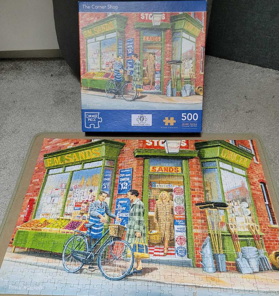 Corner Shop - Corner Piece puzzle collectible [Barcode 5052089330535] - Main Image 2
