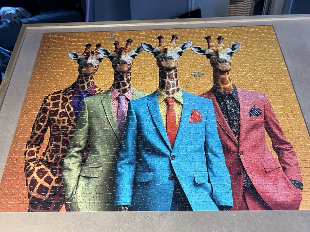 The Fab Four Giraffes - Cross & Glory puzzle collectible [Barcode 850050598213] - Main Image 2