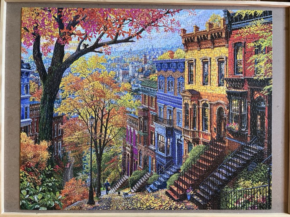 Autumn In The City 💎 - White Mountain puzzle collectible [Barcode 724819267774] - Main Image 3