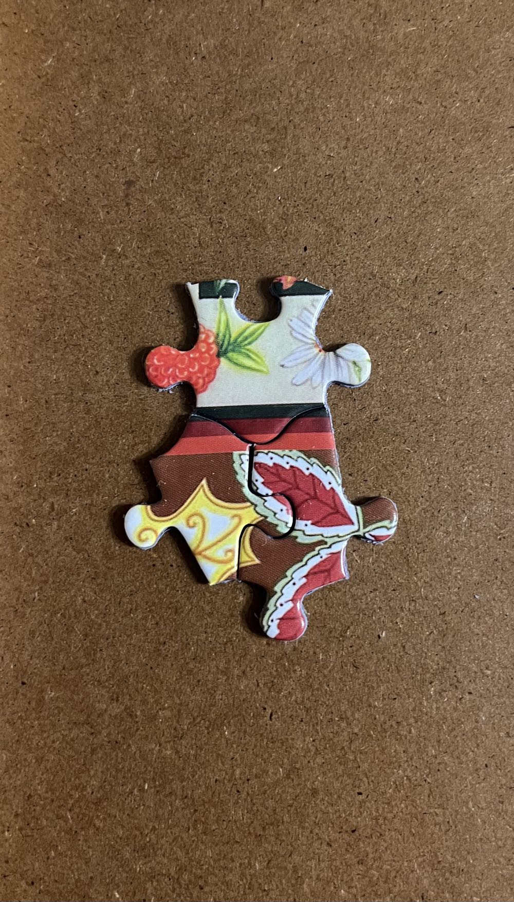 Welcome Fall - White Mountain puzzle collectible [Barcode 724819267750] - Main Image 4