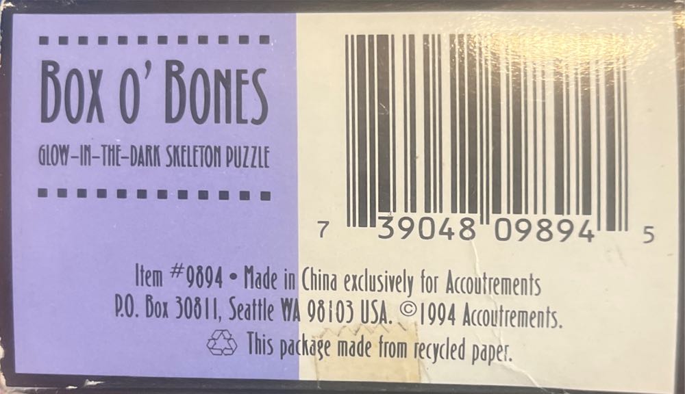 Esqueleto Para Montar Que Brilla En La Oscuridad  puzzle collectible [Barcode 739048098945] - Main Image 3
