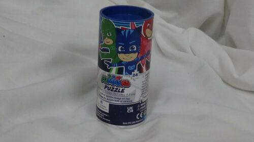 Horse Buggy Colonial Home Scene