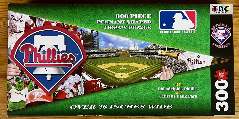 Philadelphia Phillies Pennant Shaped Puzzle - TDC Games puzzle collectible [Barcode 018886063408] - Main Image 2