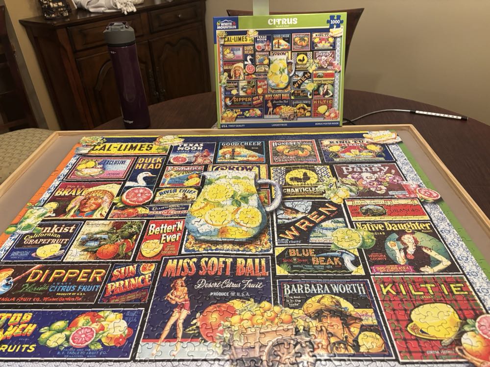 Citrus-NIB-Chs - White Mountain 🇺🇸 puzzle collectible [Barcode 724819267699] - Main Image 4