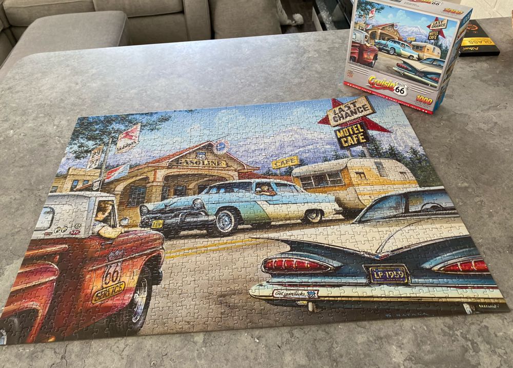On The Road Again - Cruisin 66 - Master Pieces puzzle collectible [Barcode 705988717345] - Main Image 2