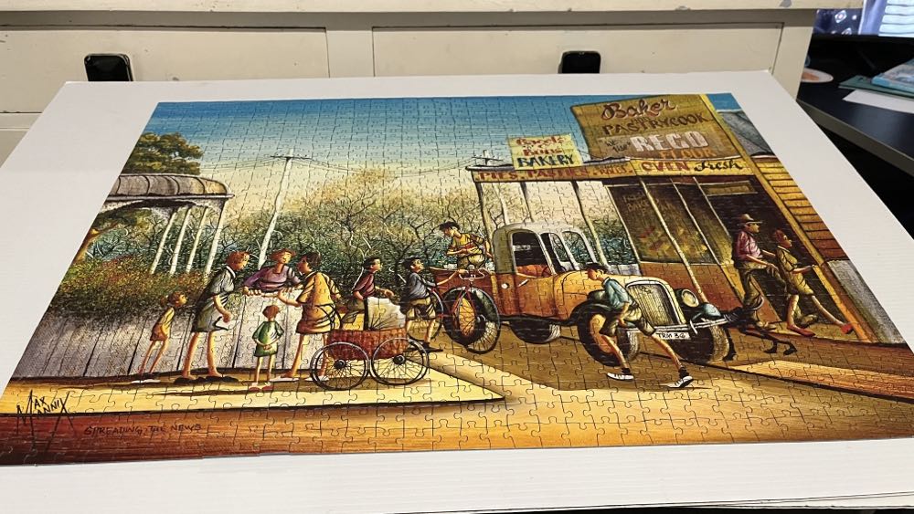 Max Mannix In the  country - Blue Opal puzzle collectible [Barcode 633793017100] - Main Image 2