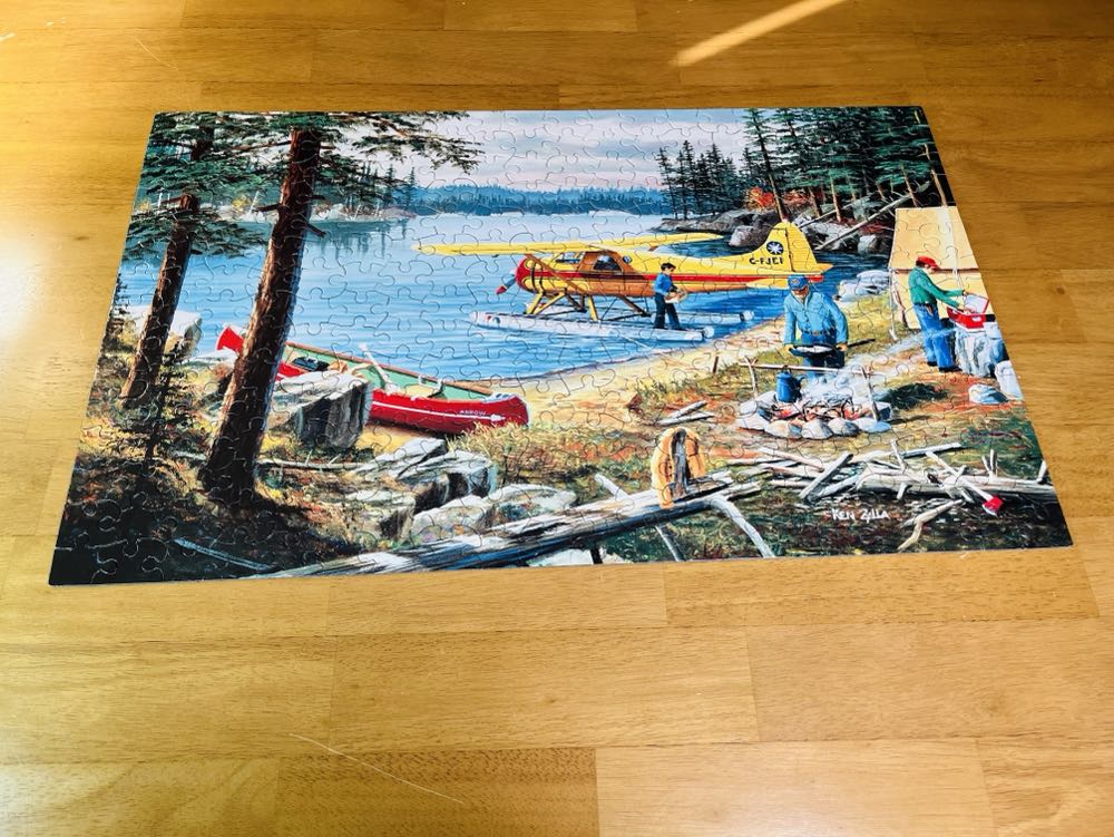 Fly In  - SunsOut puzzle collectible [Barcode 796780399860] - Main Image 2