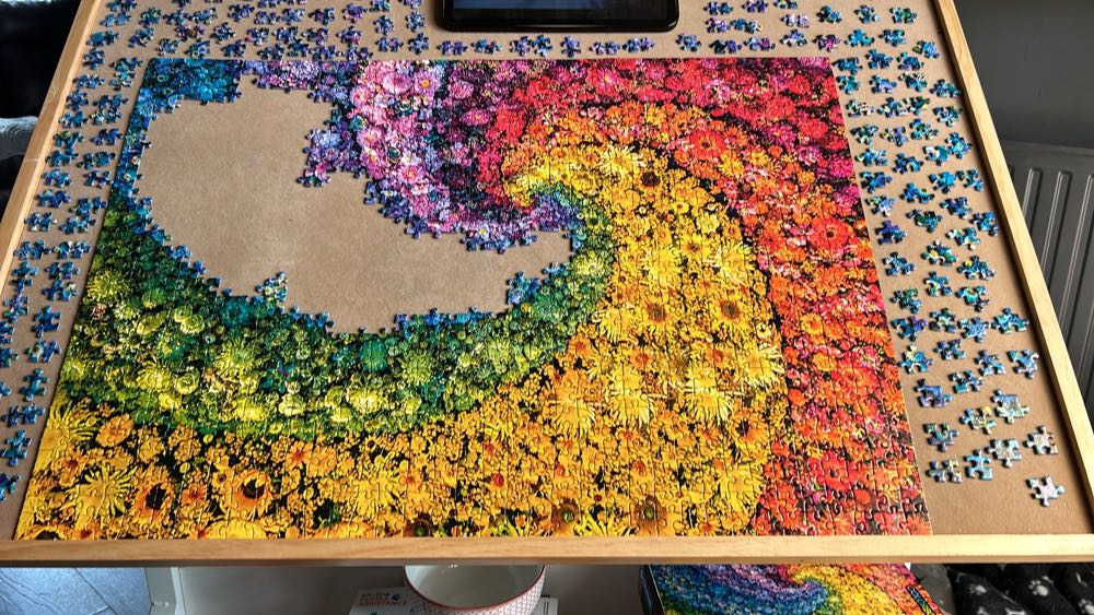 Colorboom Whirl - Clementoni puzzle collectible [Barcode 8005125397792] - Main Image 2