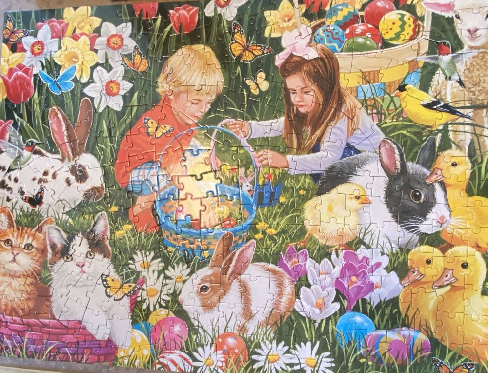 A Memorable Easter - Bits & Pieces puzzle collectible [Barcode 192949081926] - Main Image 2