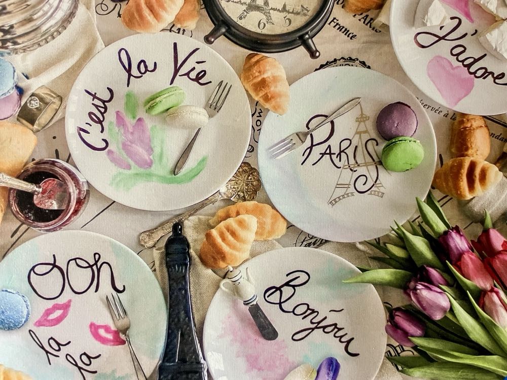 Food Porn : Macarons - Ravensburger puzzle collectible [Barcode 4005556824656] - Main Image 2