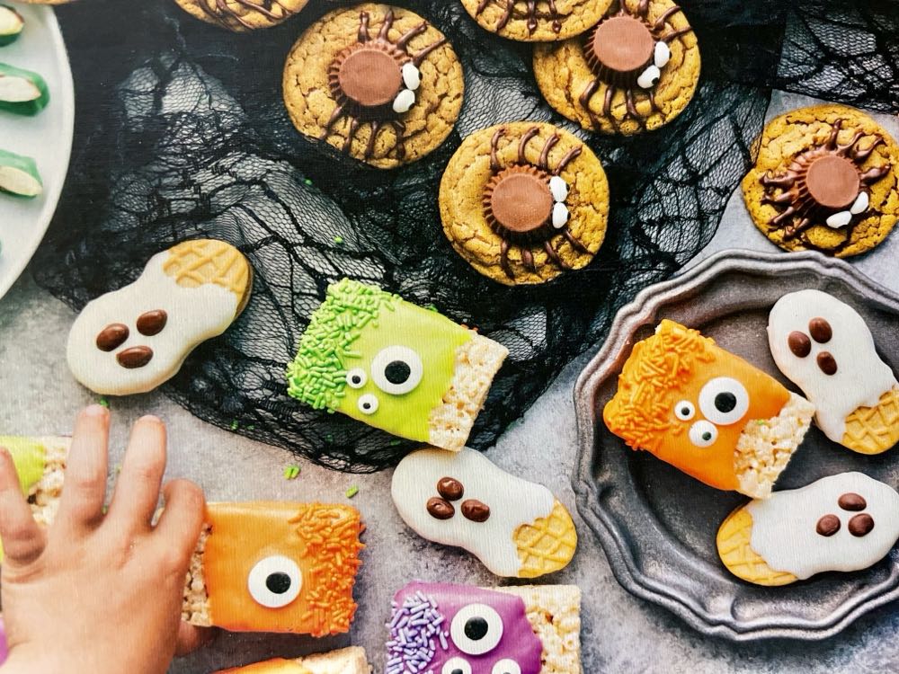 Food Porn : Monster Snacks - Ravensburger puzzle collectible [Barcode 4005556824328] - Main Image 2