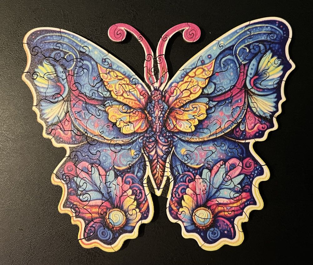 Galaxy Butterfly - Crafthub puzzle collectible [Barcode 16000000649072996003] - Main Image 2