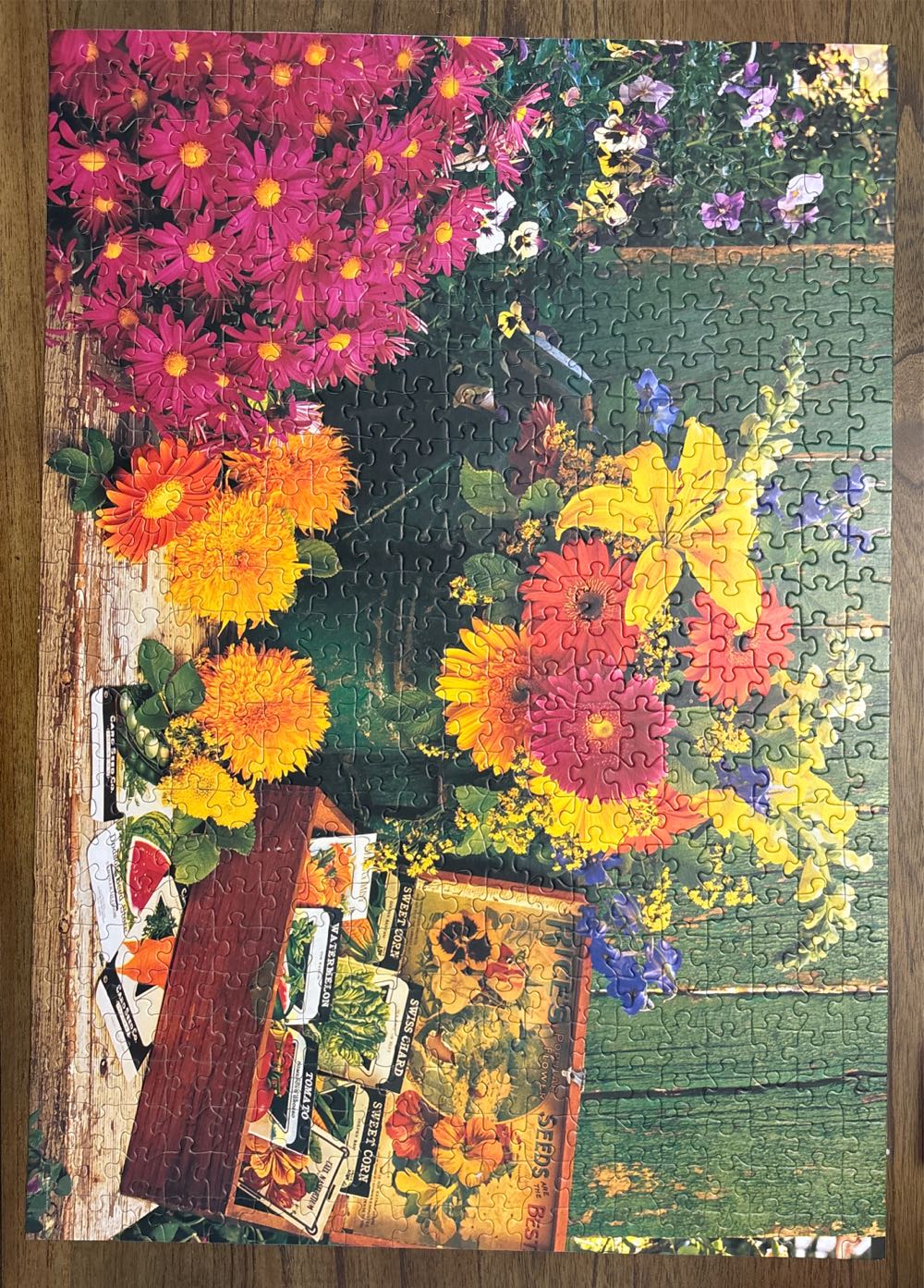 By The Green Door - RoseArt Kodacolor puzzle collectible [Barcode 072348205089] - Main Image 2