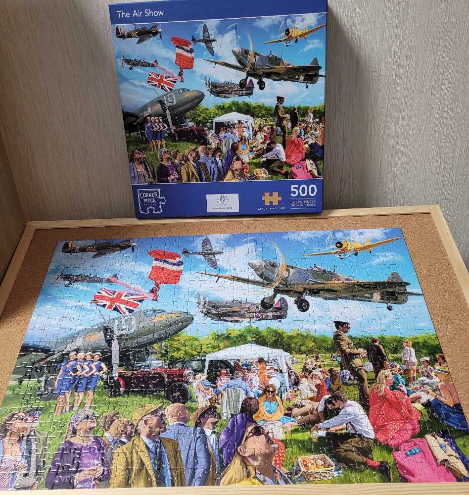 The Air Show - Corner Piece puzzle collectible [Barcode 5052089356573] - Main Image 3