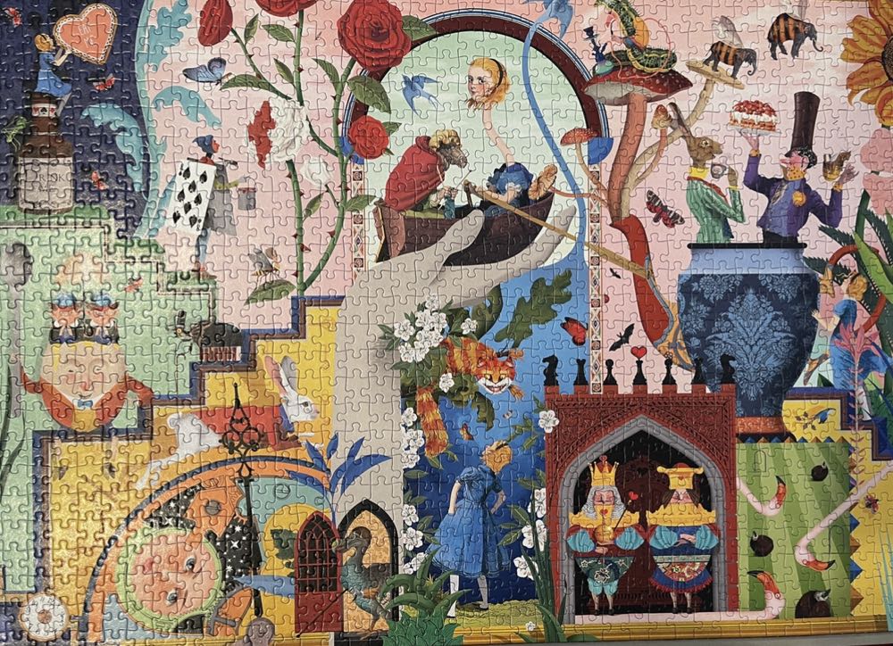 Alice’s Wonderland - Laurence King Publishing puzzle collectible - Main Image 2