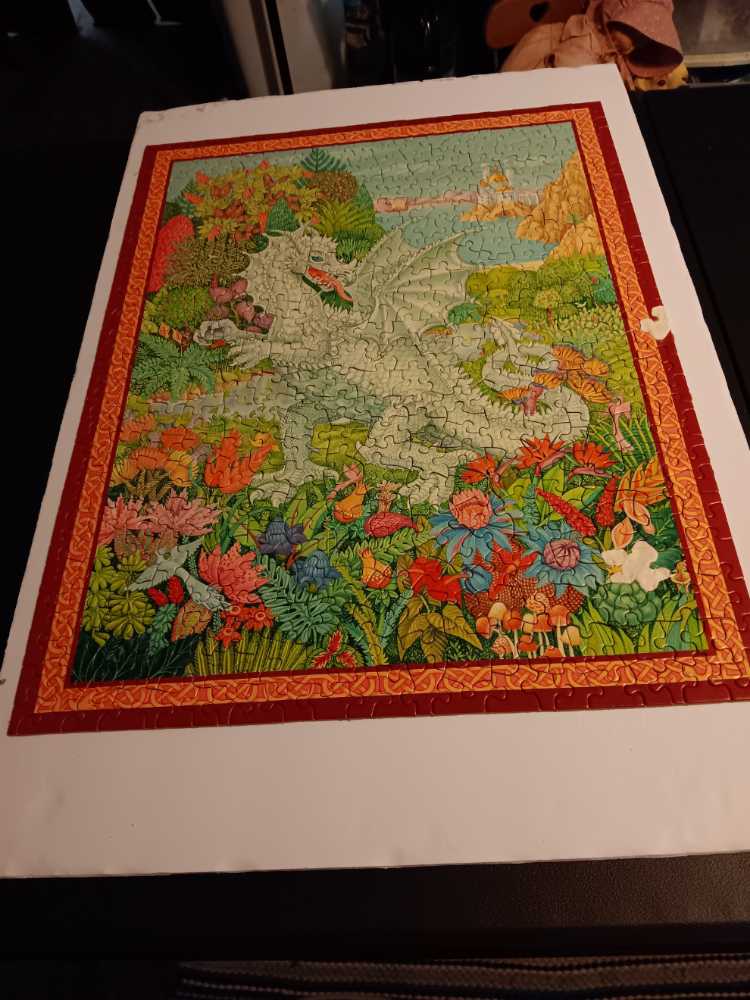 Land Of The Dragons * - Springbok puzzle collectible - Main Image 2