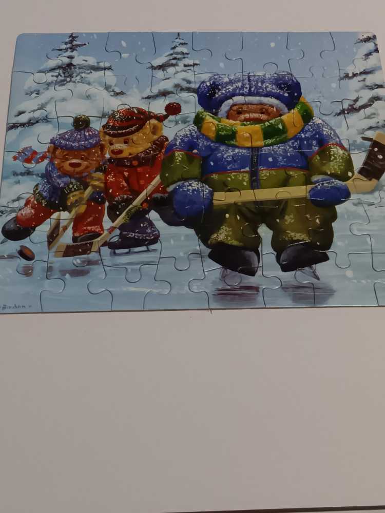 Fun Time Teddy’s: Bundled Up - Sur-Lox puzzle collectible [Barcode 686141366252] - Main Image 2