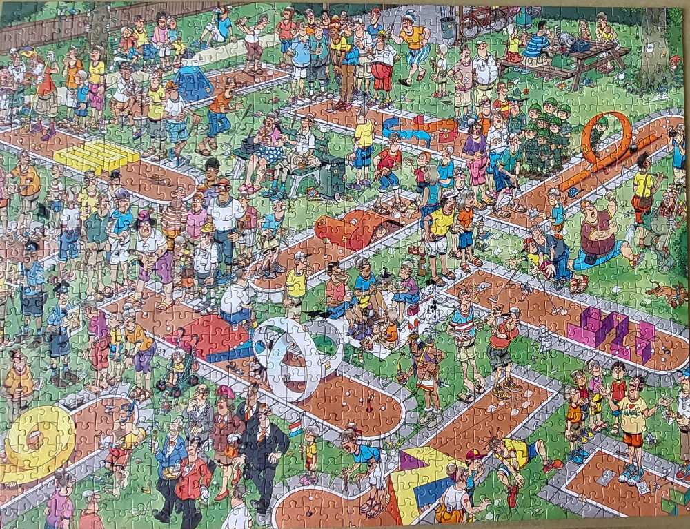 New York Puzzle Company Vanity Fair Hot Off The Press Piece Jigsaw Used