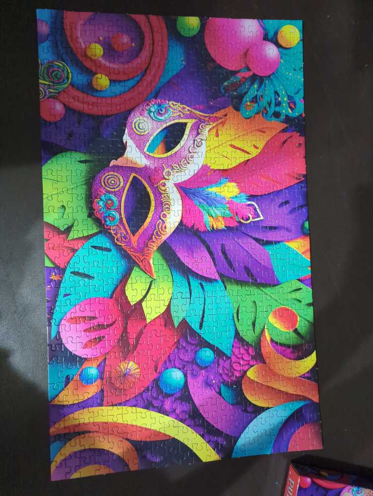 Mardi Gras Masks - CraZArt puzzle collectible [Barcode 4895145425209] - Main Image 2