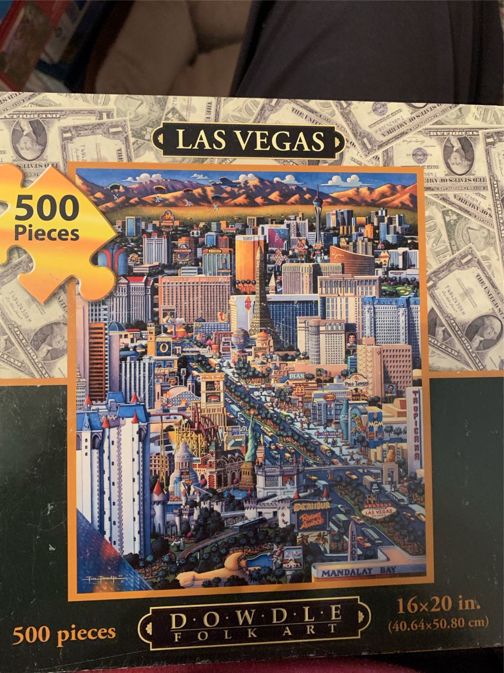 Las Vegas  puzzle collectible [Barcode 671095009973] - Main Image 3