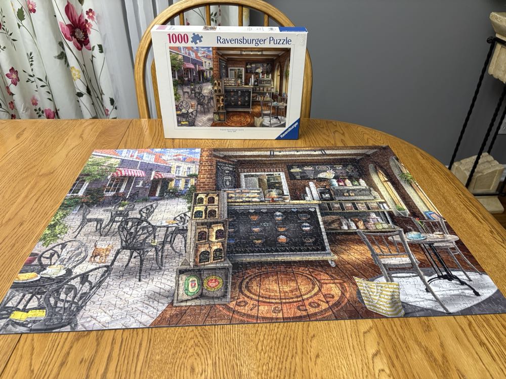 Quaint Cafe - Ravensburger 🇩🇪 puzzle collectible [Barcode 4005555005414] - Main Image 2