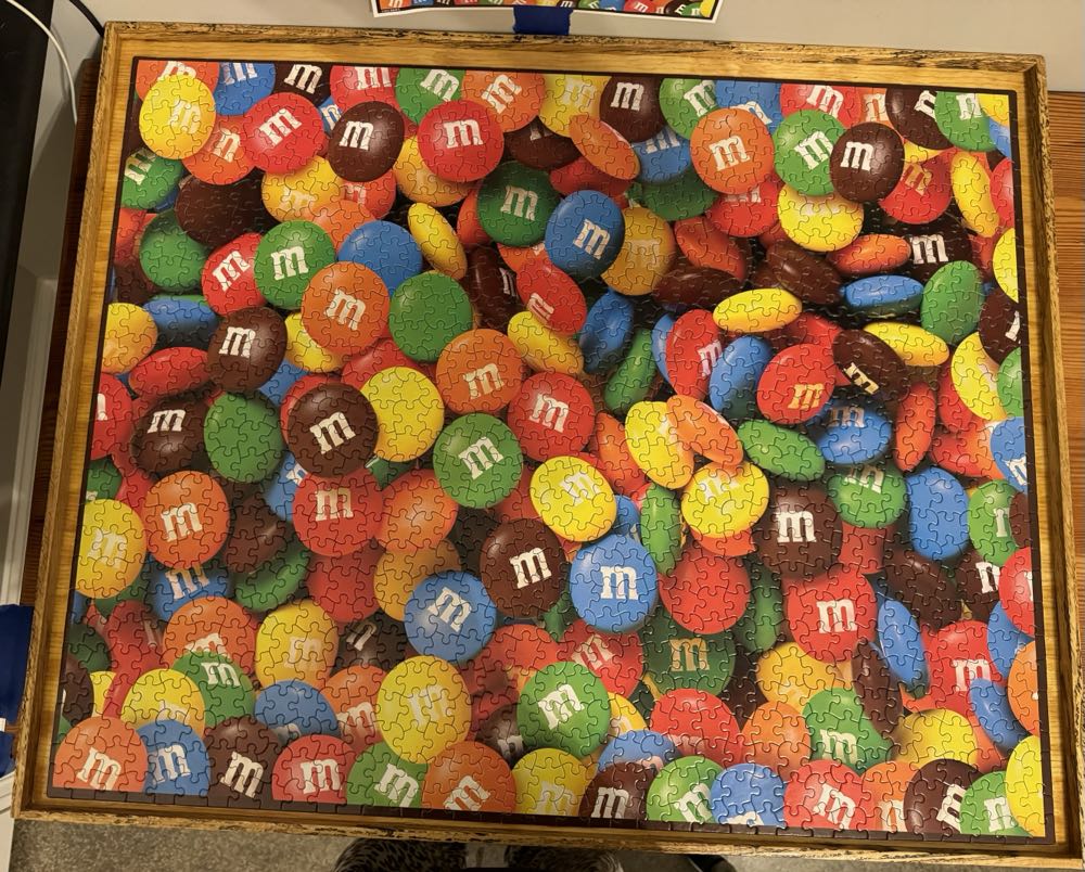 M&M’s - White Mountain Puzzles puzzle collectible [Barcode 724819267903] - Main Image 2