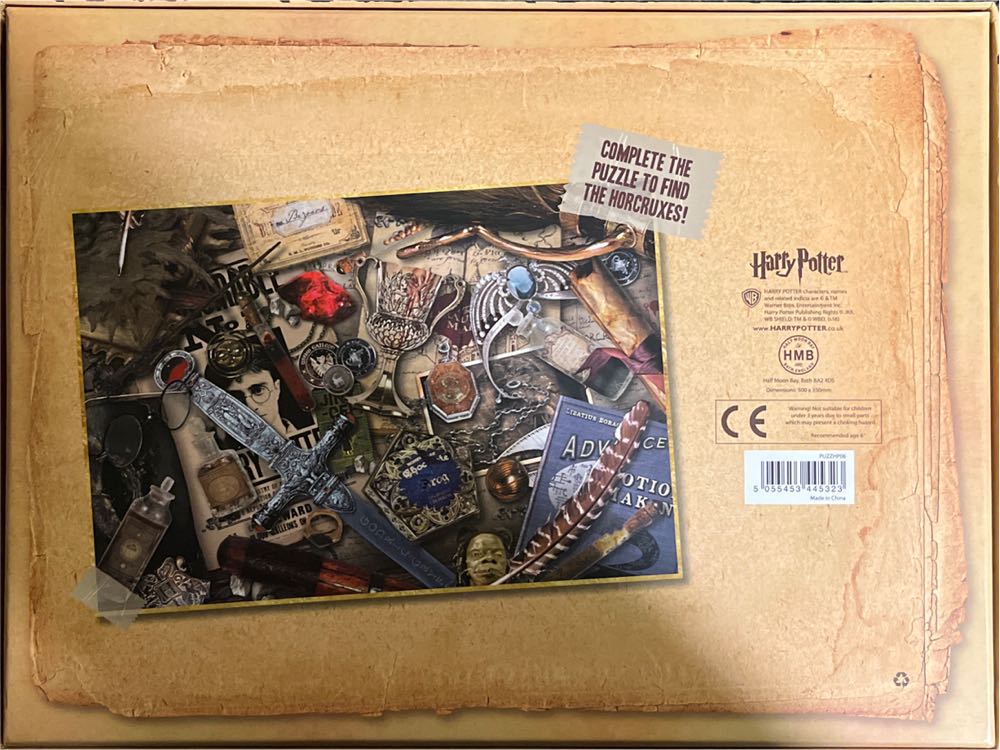 Harry Potter Horcruxes - Half Moon Bay puzzle collectible [Barcode 5055453445323] - Main Image 2