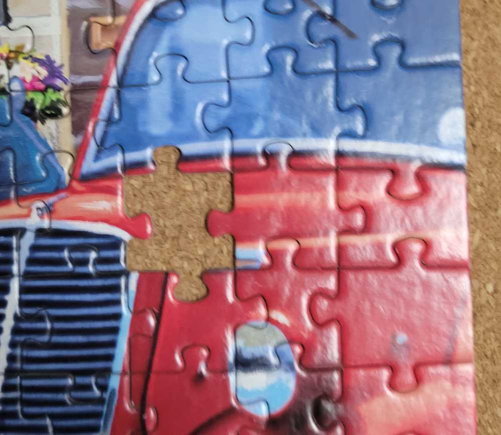 The Florist - Corner Piece puzzle collectible [Barcode 5052089356900] - Main Image 3