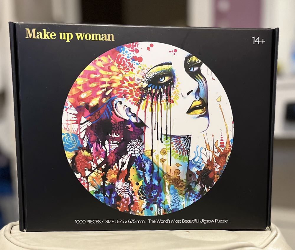Make Up Women  - The Worlds Most Beautiful Jigsaw Puzzles puzzle collectible - Main Image 2