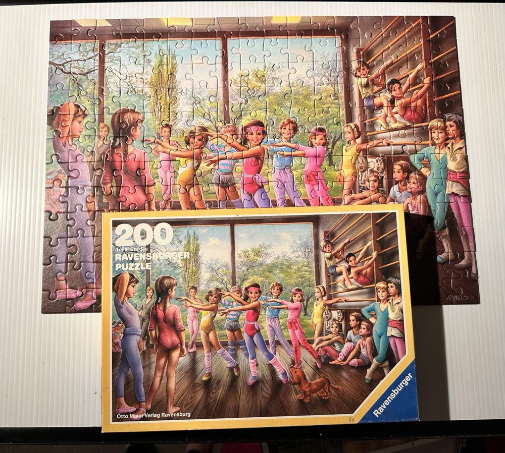 They Do Gymnastics - Ravensburger 🇩🇪 puzzle collectible [Barcode 4005556121045] - Main Image 2
