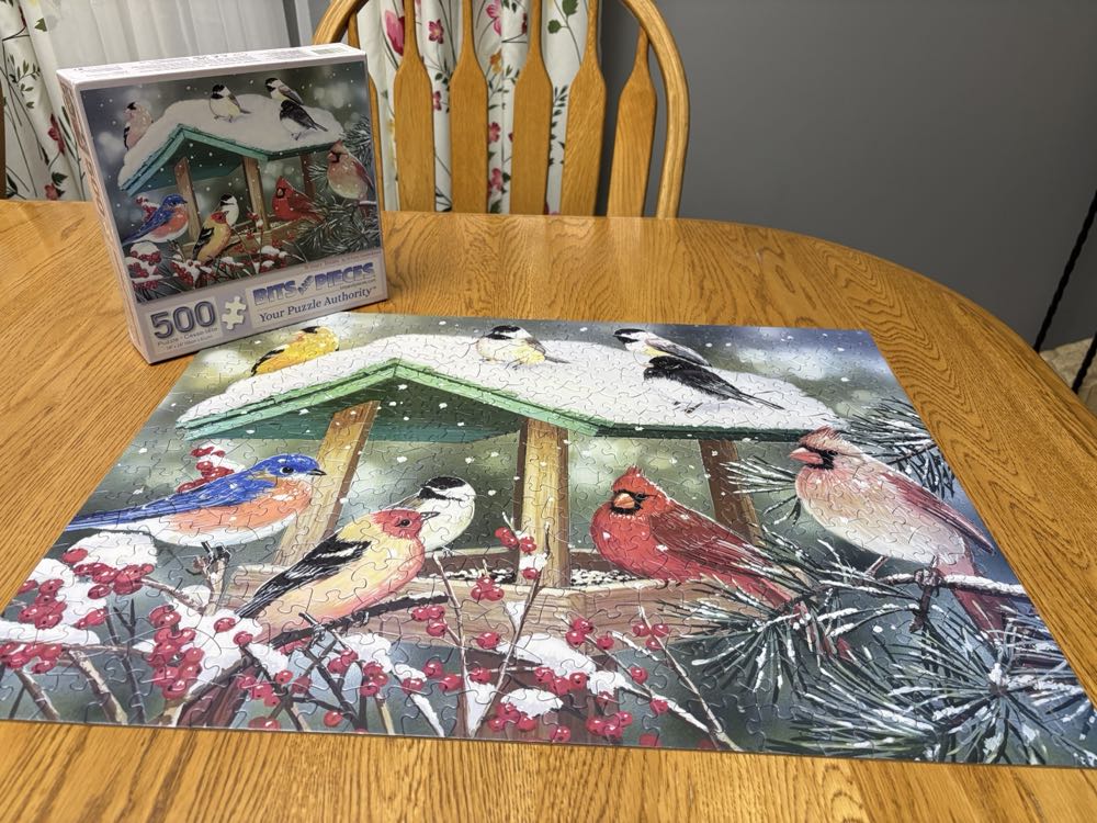 Winter Treats - Bits & Pieces puzzle collectible [Barcode 192949025555] - Main Image 4