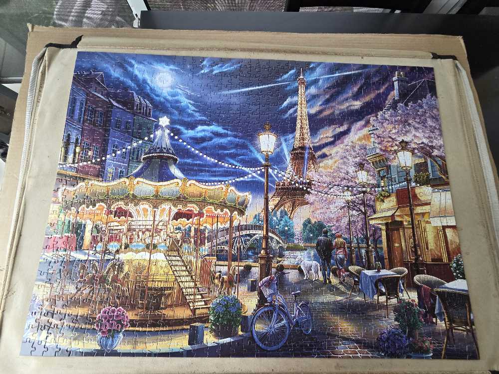 Dazzling Paris - Buffalo Games puzzle collectible [Barcode 079346138098] - Main Image 3