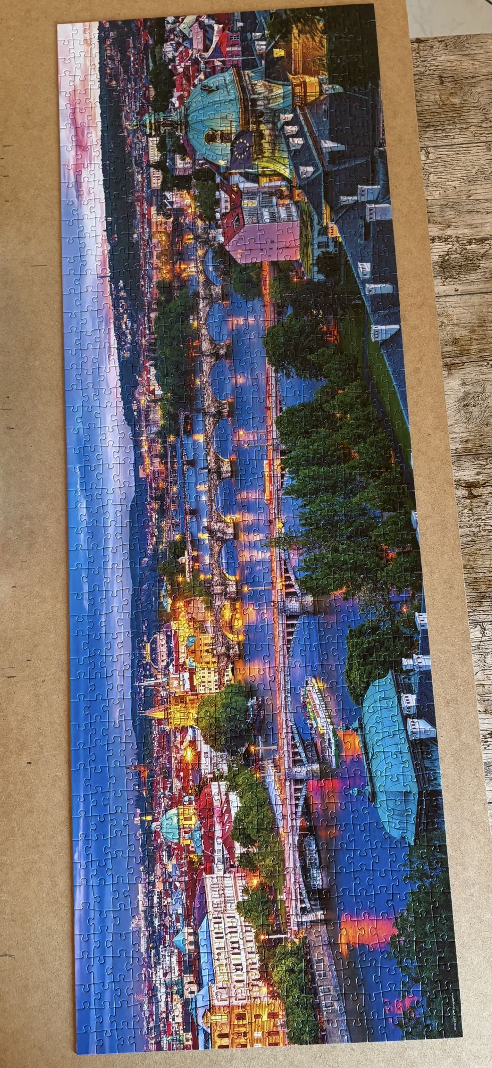 Prague Czech Republic  puzzle collectible [Barcode 628136653725] - Main Image 2