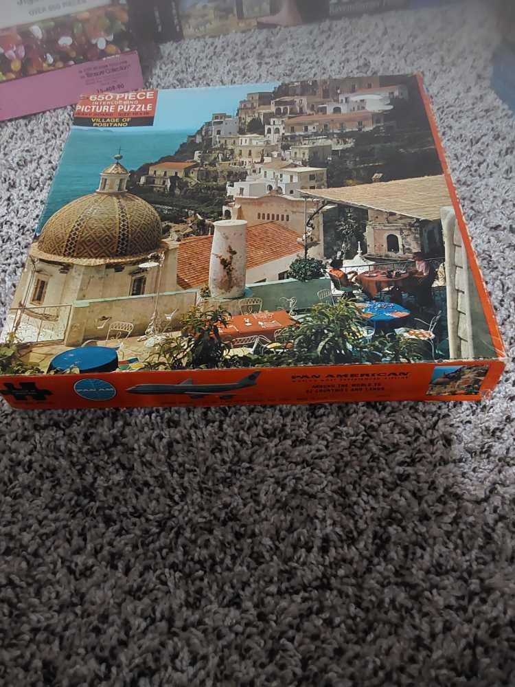 Village Of Positano - Jaymar puzzle collectible - Main Image 2