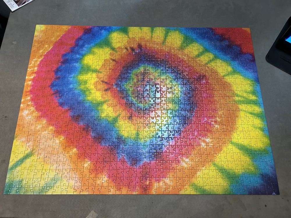 Serious Puzzles Rainbow Tie Dye Piece Jigsaw Puzzle - Serious Puzzles puzzle collectible [Barcode 731199973577] - Main Image 2