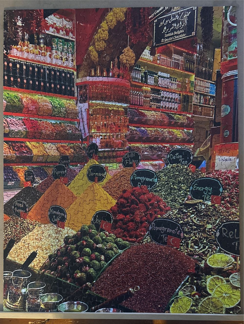 Istanbul Spice Market - Springbok puzzle collectible [Barcode 091683017010] - Main Image 2