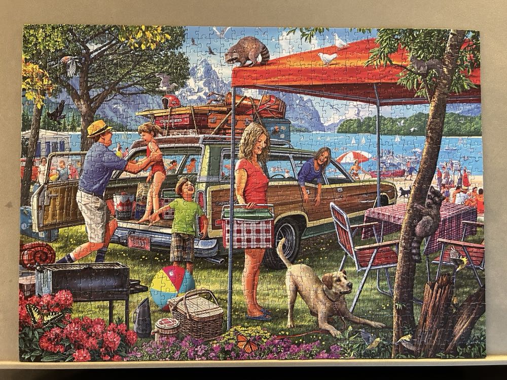 Family Beach Vacation - RoseArt puzzle collectible [Barcode 4895145425575] - Main Image 2